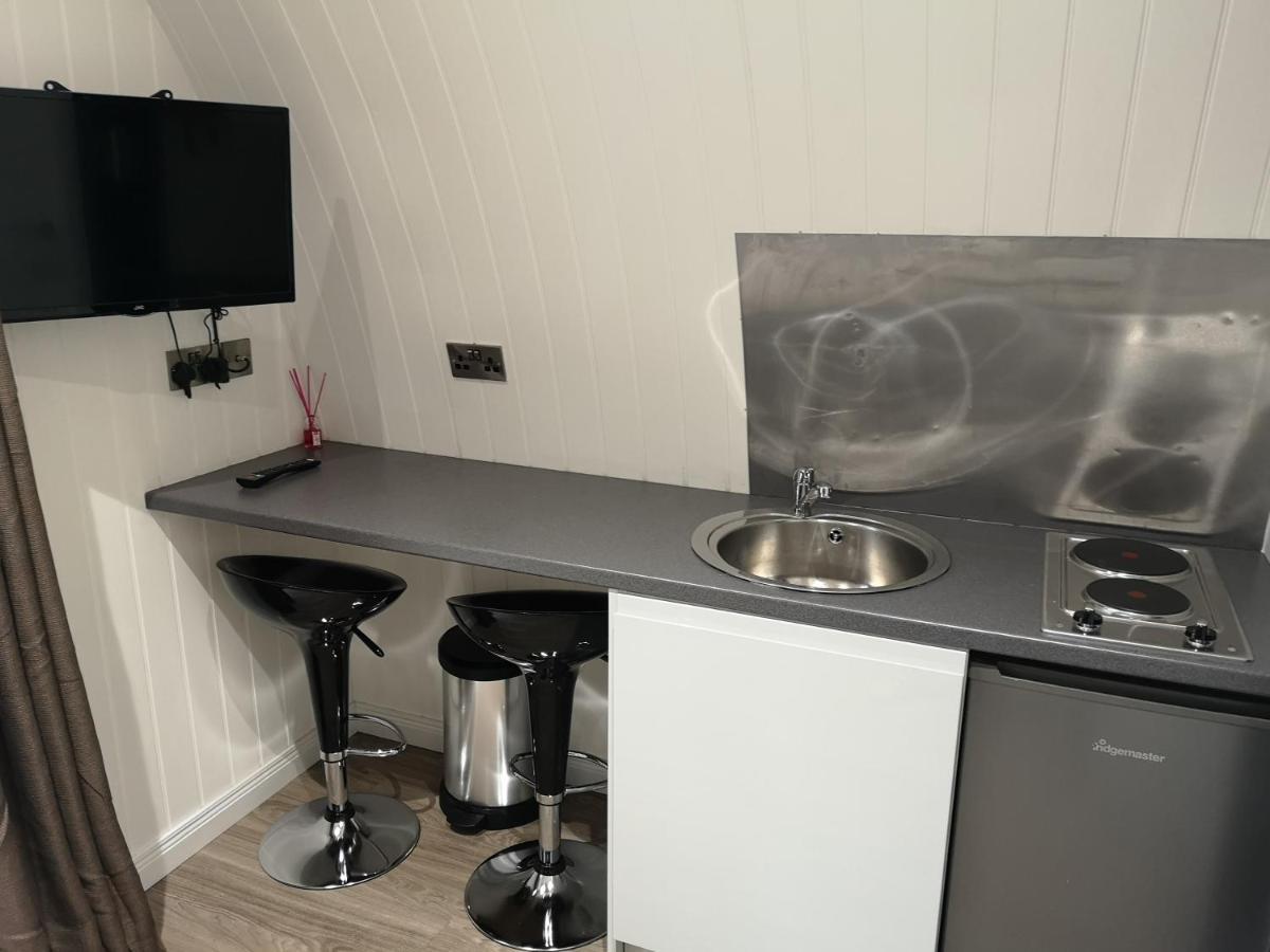 Chalé The Pod-hot Tub-woodland Lodges-st Clears-carmarthen Carmarthen